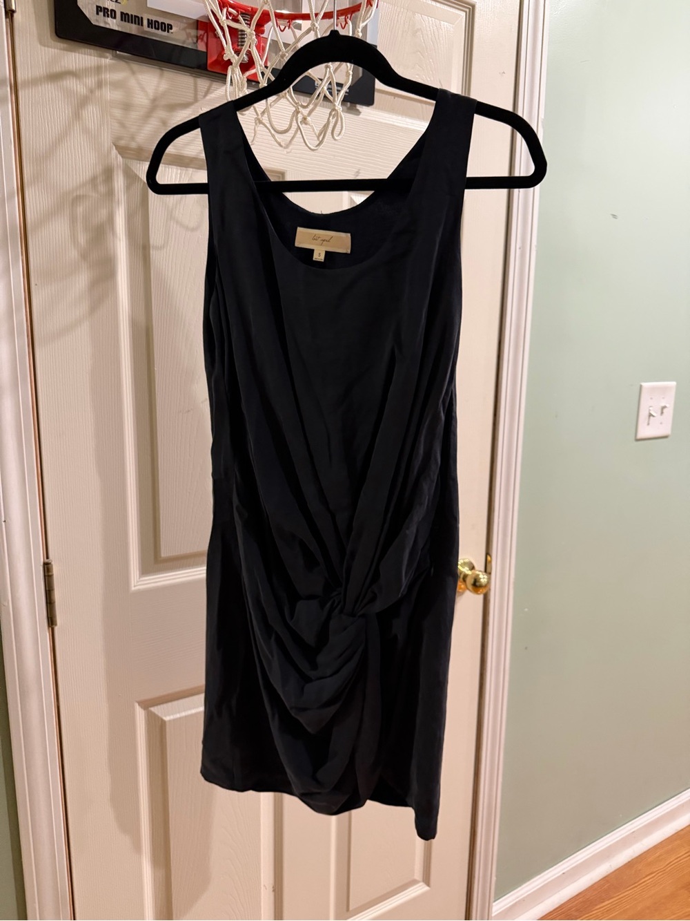 Black Sleeveless Twist Front Dress